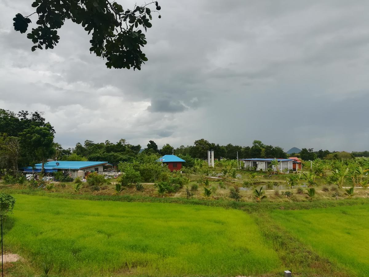 Bn Resort Ban Nong Chum Saeng Kültér fotó