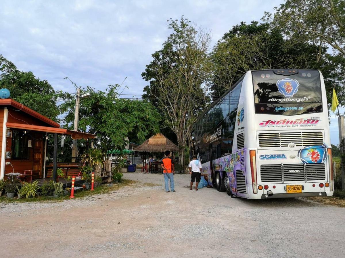 Bn Resort Ban Nong Chum Saeng Kültér fotó