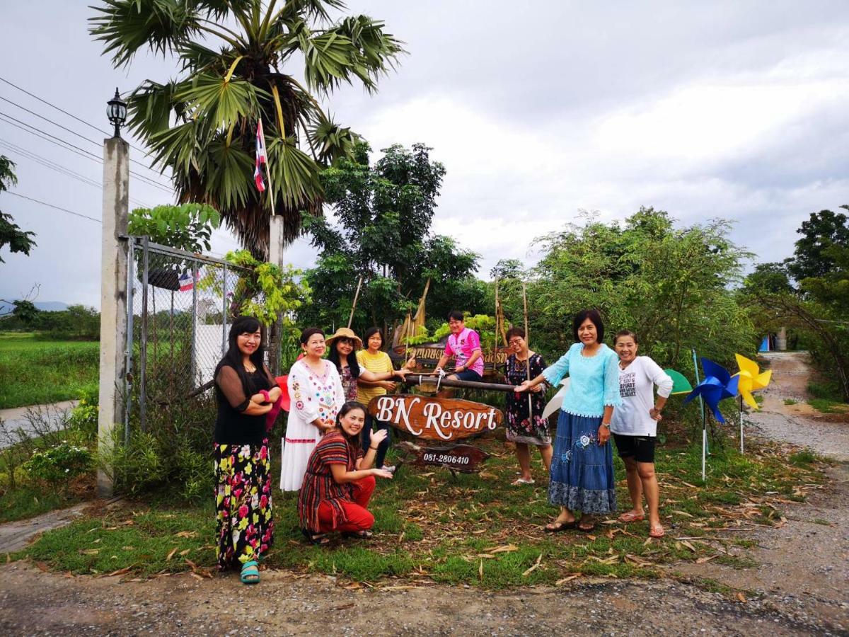 Bn Resort Ban Nong Chum Saeng Kültér fotó